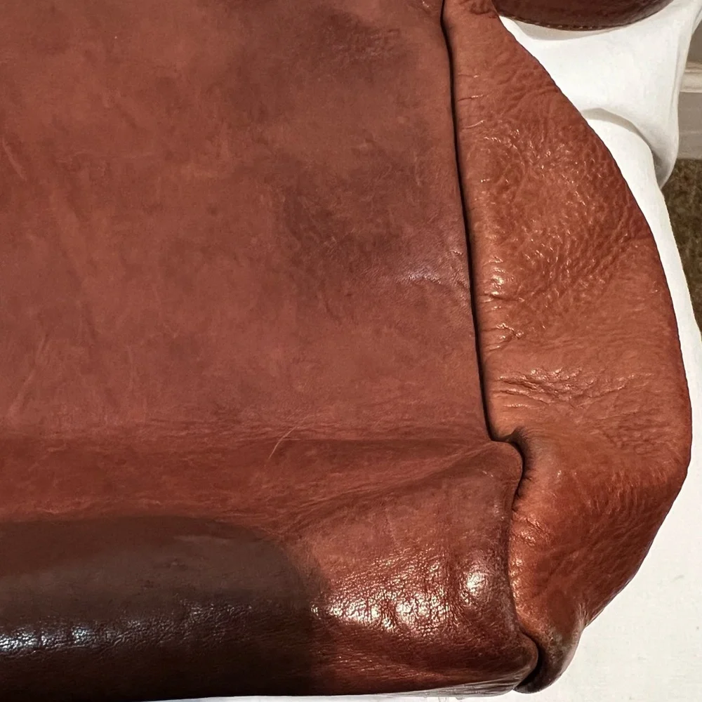 Wilsons Leather Shoulder Bag